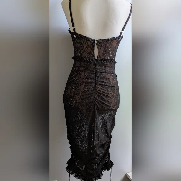 EUC....For Love and Lemons Gracie Lace Bodysuit Dress Size XS (0-2) - Picture 5 of 12